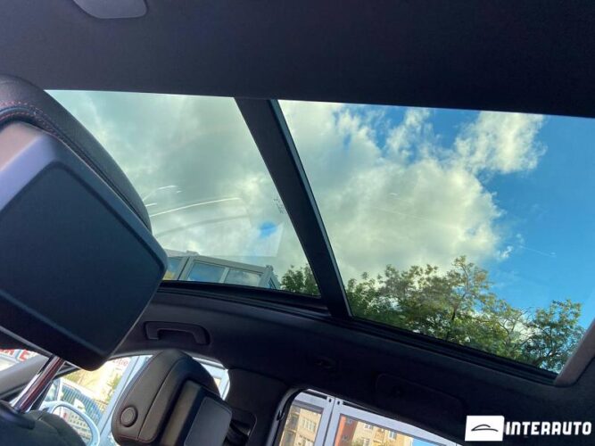 Porsche Macan 50 interauto-car