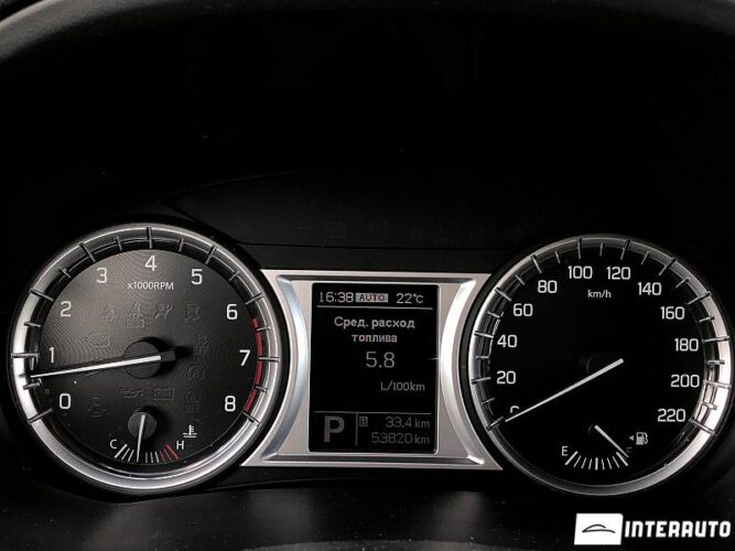 Suzuki Vitara 37 interauto-car