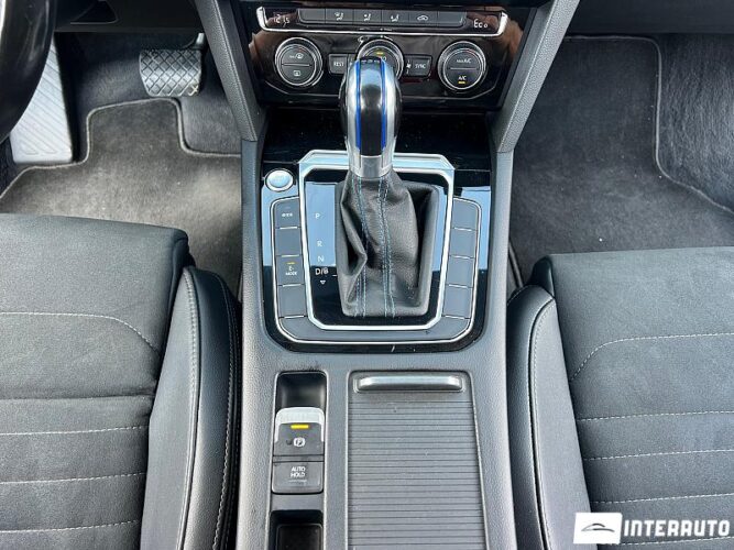 Volkswagen Passat GTE 43 interauto-car