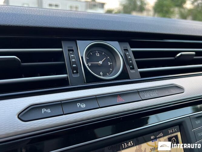 Volkswagen Passat GTE 41 interauto-car