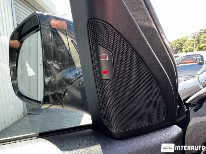 Audi Q5 51 interauto-car