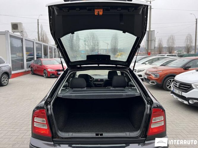 Skoda Octavia 33 interauto-car