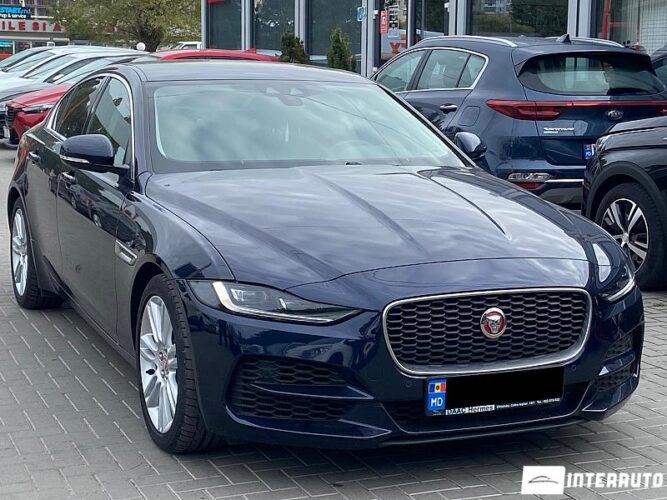 Jaguar XE 31 interauto-car