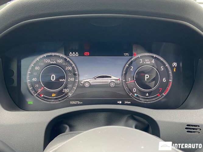 Jaguar XE 39 interauto-car