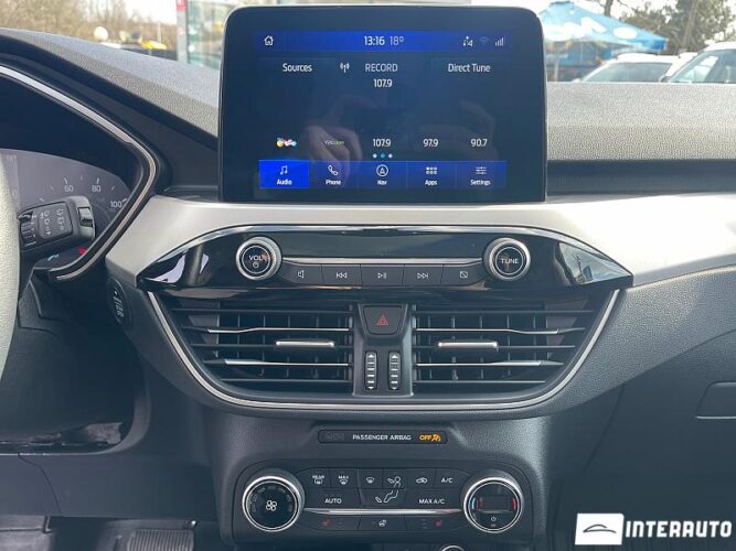 Ford Escape 43 interauto-car