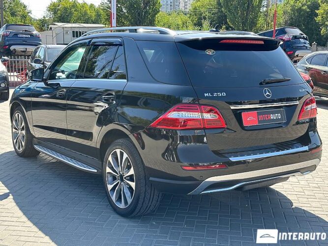 Mercedes ML 250 32 interauto-car