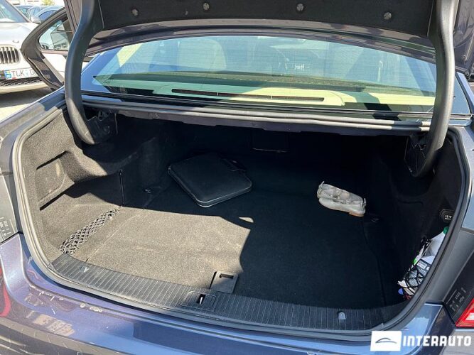 Mercedes E 300h 61 interauto-car