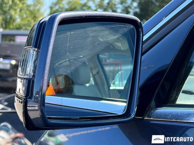 Mercedes E 300h 42 interauto-car