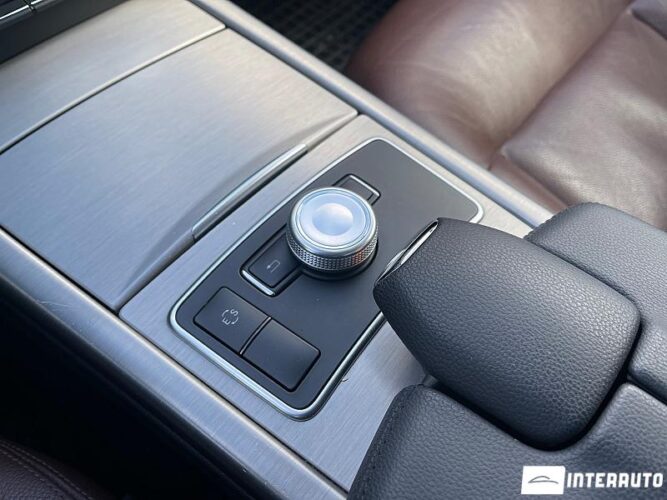 Mercedes E 220 42 interauto-car