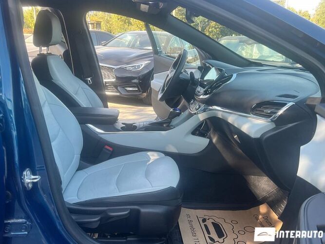 Chevrolet Volt 46 interauto-car