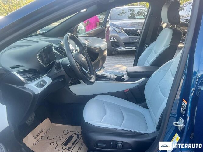 Chevrolet Volt 37 interauto-car