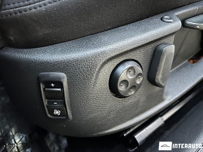 Volkswagen Passat CC 45 interauto-car