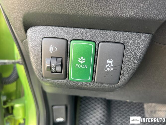 Honda Jazz 31 interauto-car