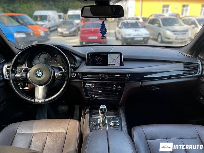 BMW X5 2.5D 50 interauto-car