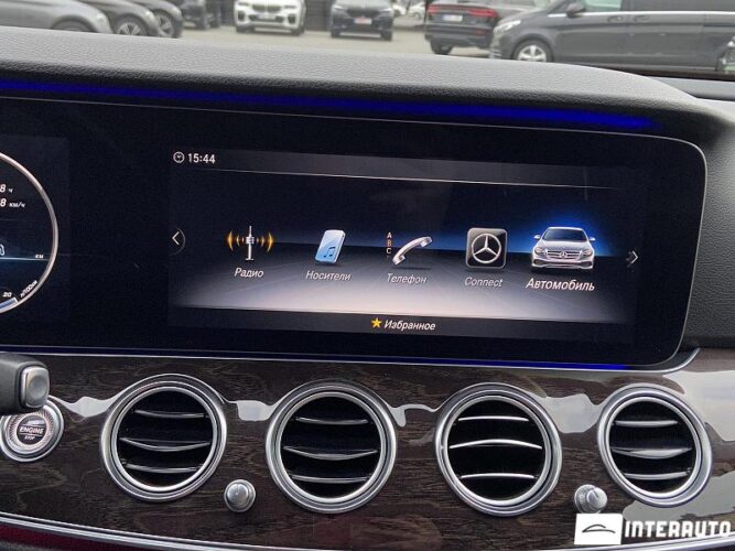 Mercedes E 200 52 interauto-car