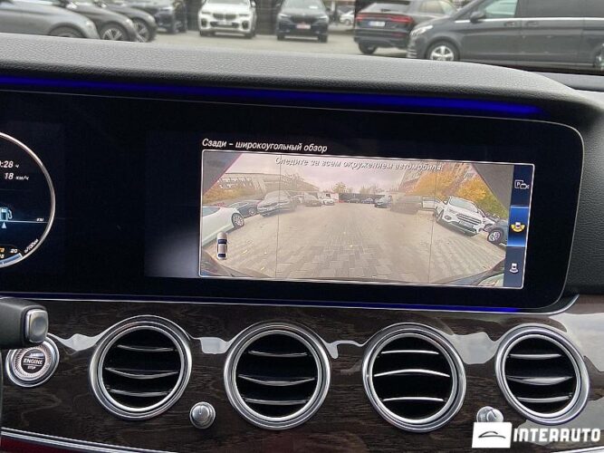 Mercedes E 200 55 interauto-car