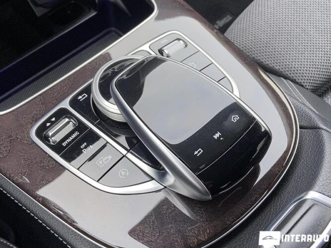 Mercedes E 200 65 interauto-car