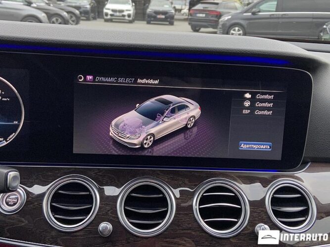 Mercedes E 200 57 interauto-car