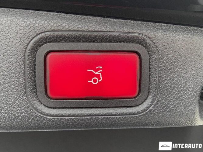 Mercedes E 200 69 interauto-car