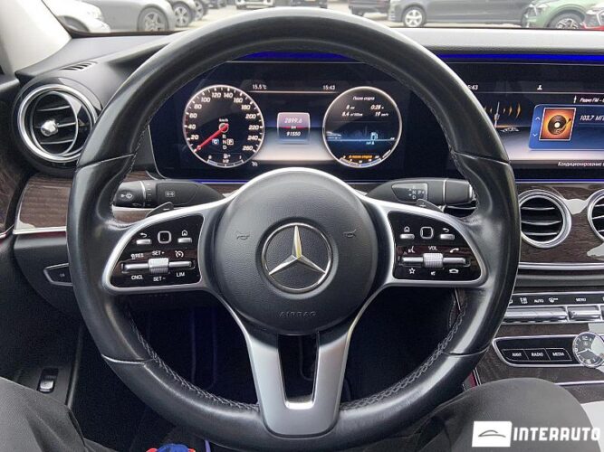 Mercedes E 200 50 interauto-car