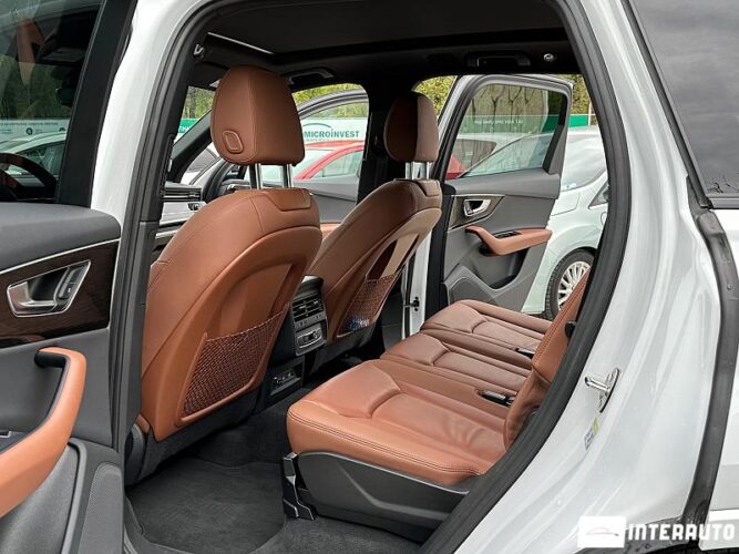 Audi Q7 50 interauto-car