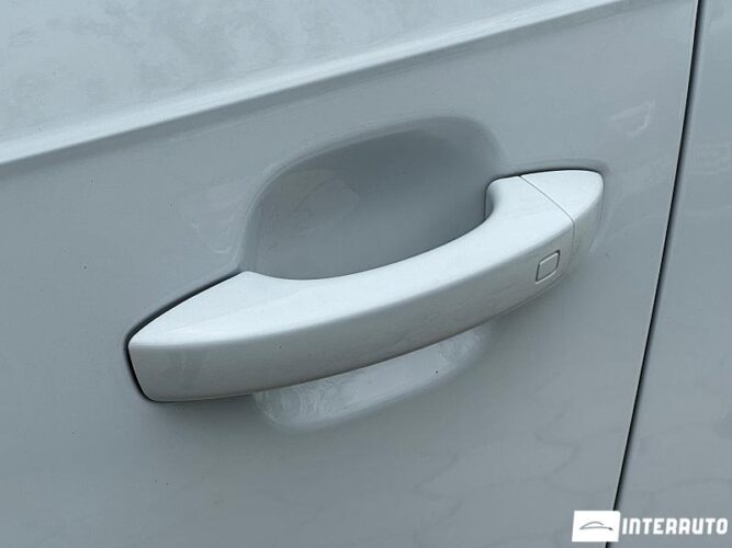 Audi Q7 53 interauto-car