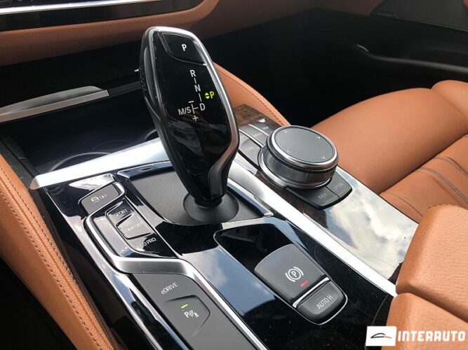 BMW 530e 50 interauto-car