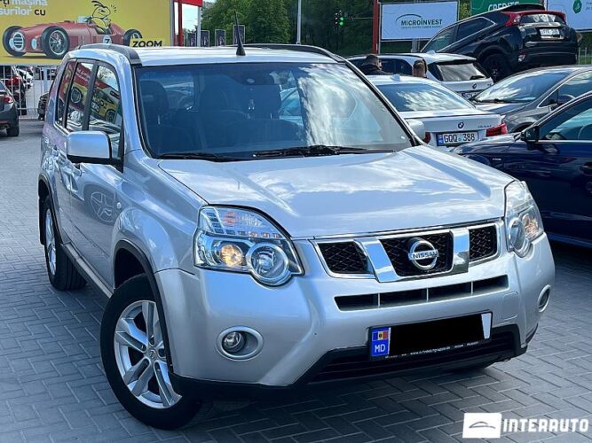 Nissan X-Trail 31 interauto-car