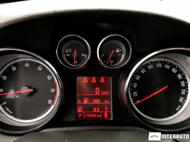 Opel Mokka 36 interauto-car