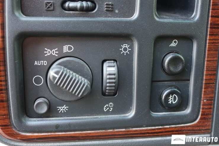 Cadillac Escalade 45 interauto-car