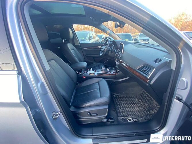Audi Q5 53 interauto-car