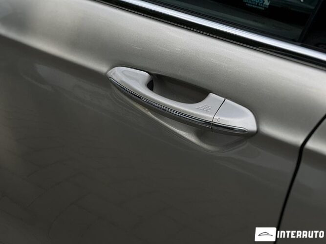 Ford Fusion 50 interauto-car