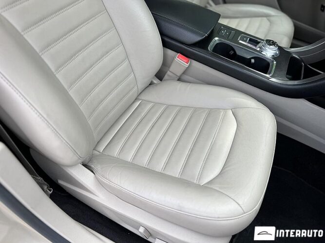 Ford Fusion 64 interauto-car