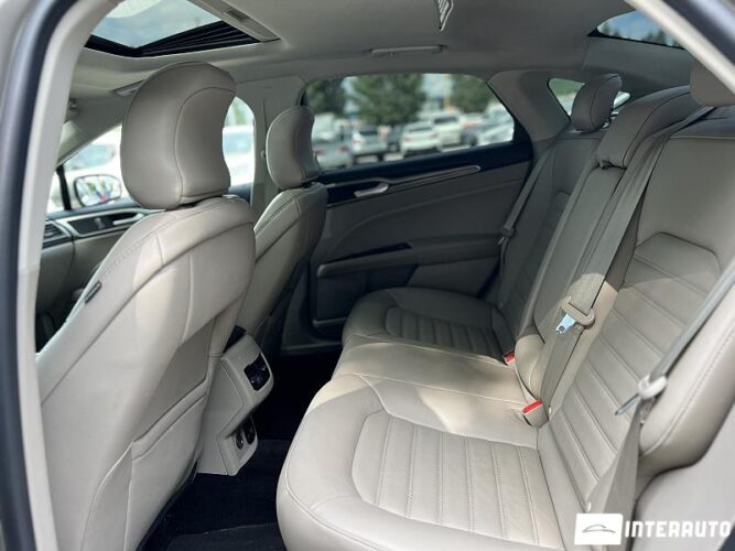 Ford Fusion 49 interauto-car