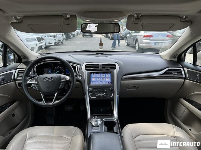 Ford Fusion 61 interauto-car