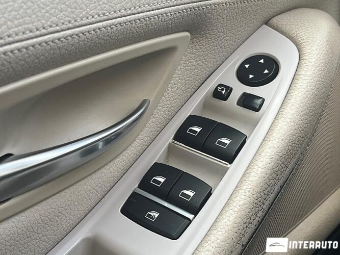 BMW 528 40 interauto-car