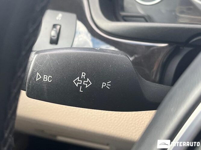 BMW 528 44 interauto-car