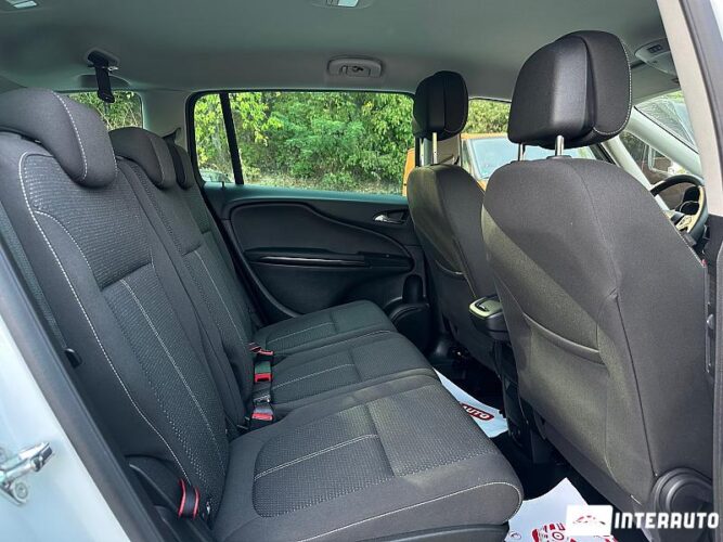 Opel Zafira 48 interauto-car