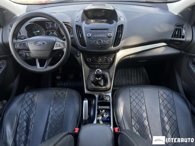 Ford Kuga 52 interauto-car