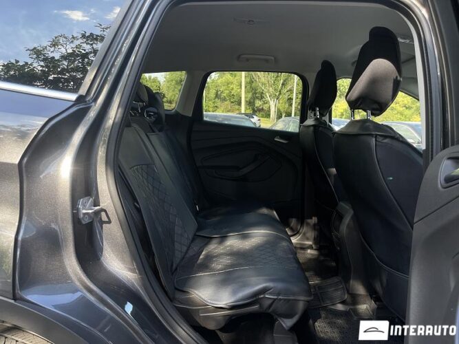 Ford Kuga 63 interauto-car