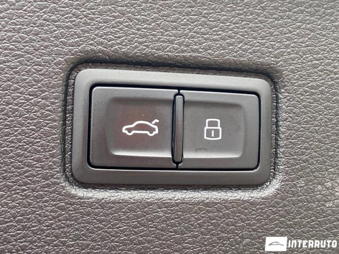 Audi Q7 59 interauto-car