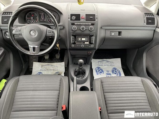Volkswagen Touran 44 interauto-car
