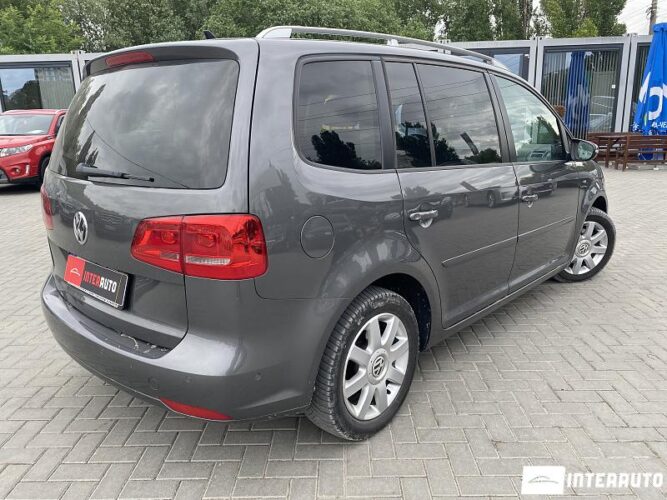Volkswagen Touran 34 interauto-car