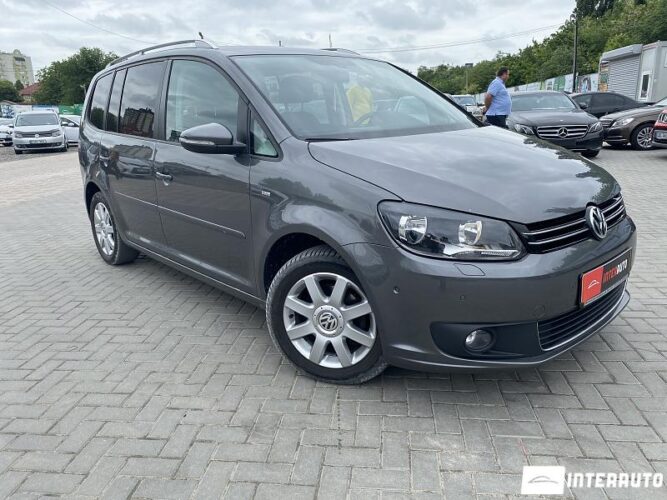 Volkswagen Touran 30 interauto-car