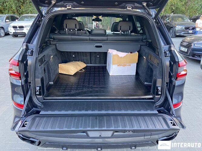 BMW X5 4.0i 37 interauto-car