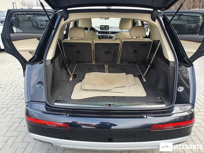 Audi Q7 38 interauto-car