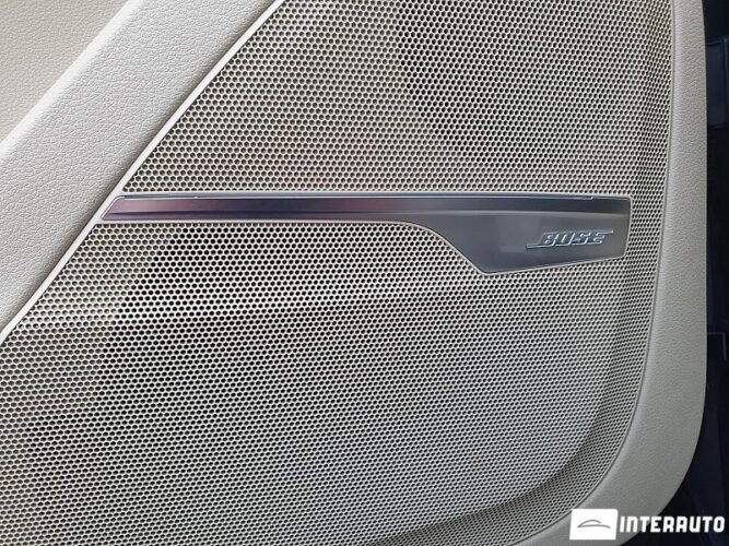 Audi Q7 54 interauto-car