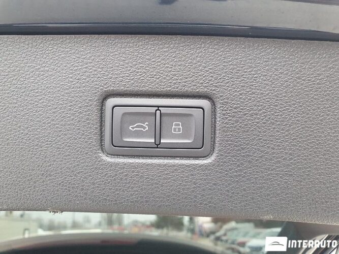 Audi Q7 55 interauto-car