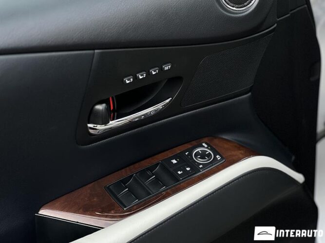 Lexus RX 450h 34 interauto-car