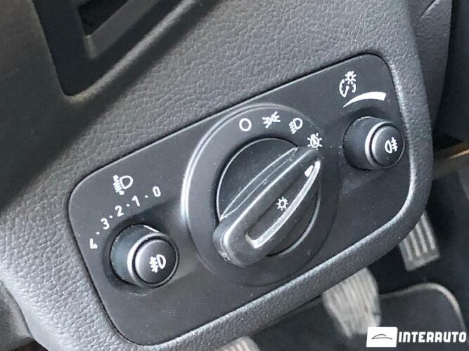 Ford C-MAX 40 interauto-car